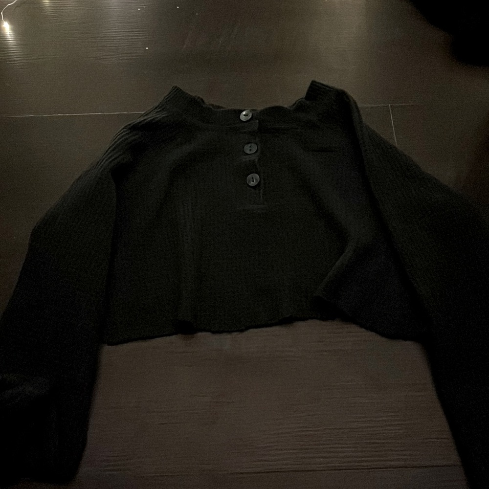 Cropped sweater
